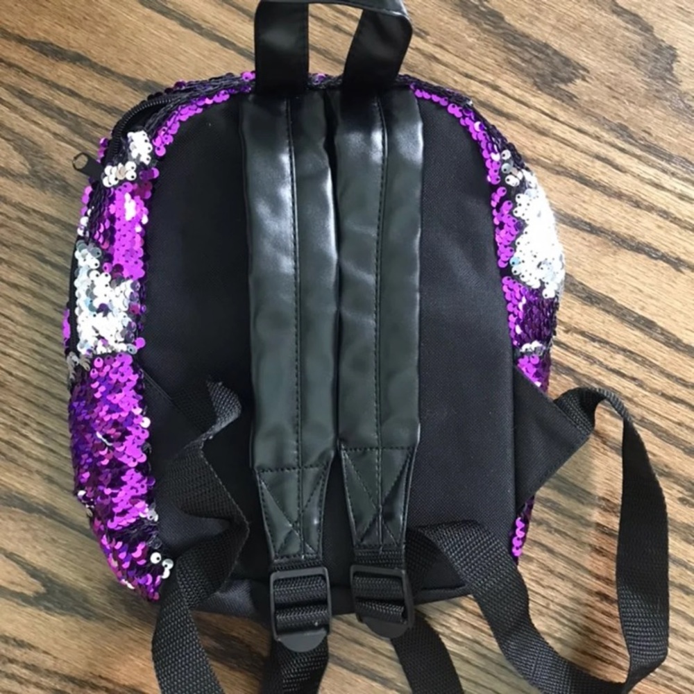 Reversible sequin mini backpack - Picture 3 of 4